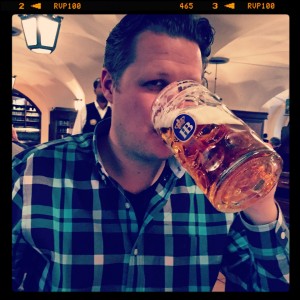 Having a beer at Munich's famous Hofbrauhaus
